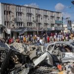 青年党在索马里的攻击导致121人死亡