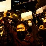 "白纸革命"：中国各地掀起抗议浪潮 "白纸"蔚成抗议象征