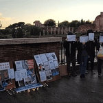 罗马中国留学生集会声援“白纸革命”