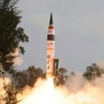 印度成功试射核威慑远程导弹