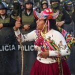 秘鲁面对政治危机宣布延长紧急状态