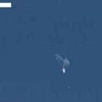 美军将中国高空监视气球击落 残骸回收行动正在进行