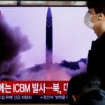 美韩军演之际 朝鲜向东部海域发射弹道导弹