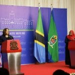 哈里斯副总统访问坦桑纳尼亚 会晤非洲唯一女性国家元首