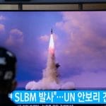 朝鲜发射潜艇导弹，谴责美韩演习