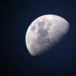 月球朝向地球一面上怎么会有环形山呢？