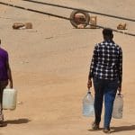 苏丹首都喀土穆居民冒死找水