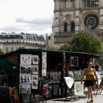 【视频】2024巴黎奥运：塞纳河畔的书贩处于危险之中