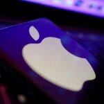 苹果15新手机中国开卖 再现疯抢