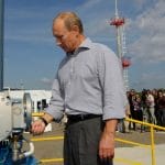 中俄加强能源领域合作 共同投资50亿人民币兴建石油转运综合体