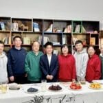 《人民文学》再进董宇辉直播间：莫言梁晓声和订户代表一同“感知幸福”