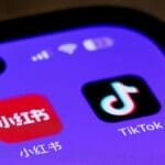 美国数十万“TikTok难民”涌入中国应用程序“小红书”