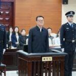 新疆维吾尔自治区党委原副书记李鹏新一审被控受贿8.22亿余元