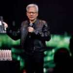 黄仁勋：美国芯片出口管制使中国科技公司更强大