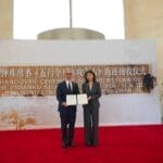 中国驻美大使：远离故土的子弹库帛书正随民族复兴踏上归途