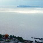 洞庭湖为什么越来越小, 会消失吗?