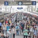 累计发送旅客7875.2万人次，端午假期铁路运输创新高