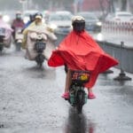 中央气象台已连续10天发布暴雨预警！警惕局地地质灾害