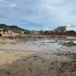 贵州榕江洪灾后多地救援队伍前来支援，县城居民用水、供电暂未恢复
