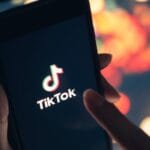 特朗普表示可能再次延长TikTok“不售就禁”宽限期