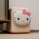 石头迷你洗烘一体机 Q1 Hello Kitty 限定版，让 Hello Kitty 给你洗衣服