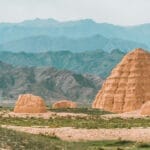 两部纪录片加几本书，带你走近封尘的西夏陵