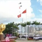 香港举行升旗仪式和酒会庆祝回归祖国28周年