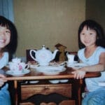 《竹林女儿》：离散和跨国收养，一对双胞胎的命运回响