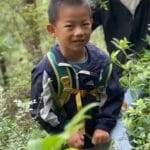 8岁自闭症男童苍山走失现场：大理市持续降雨，苍山云雾笼罩