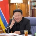 普京与金正恩通话谈及周五俄美会谈 会谈将在安克雷奇美军基地举行