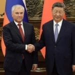 习近平会见俄国家杜马主席 称中俄关系“最稳定、最成熟、最富战略内涵”