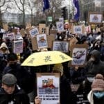 中方拒绝解释伦敦大使馆计划中涂黑部分 英政府将是否批准最后期限延长至10月
