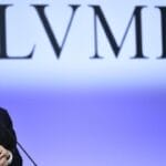 法国首富反对一经济学者征富人税的建议 左翼蜂拥而上