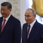 路透: 中国无人机专家与受制裁的俄罗斯武器制造商合作 中国外交部表示毫不知情