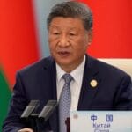 习近平：年内向成员国提供20亿元人民币无偿援助、尽快建成上合组织开发银行