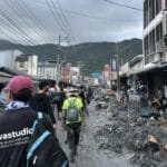 强台桦加沙重创花莲满满泥泞堆积 超过万名台湾市民志工涌入救灾