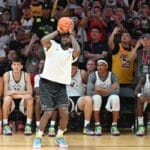 《人民日报》詹姆斯“署名文章”：NBA面临的政治雷区