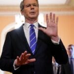 贝森特：我们将掌控自己的命运，不再让供应链中有任何咽喉点