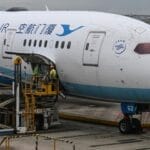 美禁止中航班飞越俄领空    严重延长航程