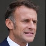 法国下任总理会是哪位？传言中的“他”