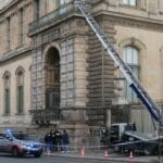 卢浮宫惊天盗窃案：四人团伙中的最后一人落网