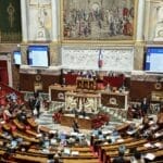 法国2026年预算：议会通过“对非生产性财富征税”