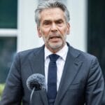 荷兰首相：中方已同意恢复安世中国出口 对张学政的程序仍然有效