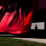 一个世纪后，我们终于人人都能拍照了