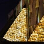 大埃及博物馆隆重开幕　图坦卡门陵墓珍宝首度完整面世　塞西宣称“为文明史开启新篇章”