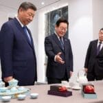 小米手机有没有后门？习近平难得一笑视频走红