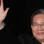 中国总理时隔28年首访赞比亚，西方竞逐投资影响力