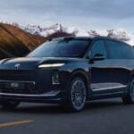 全新 ES8 目标月交付 15000 台，蔚来迎来了自己的「iPhone 17 Pro Max」