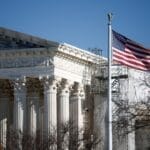 调查：美国人今年节庆期间给小费意愿明显下降  - 法国国际广播电台