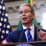 美财长：中国正按计划履行协议购买大豆  - 法国国际广播电台